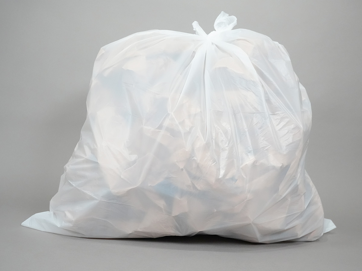 容量は70Lです。屋内外のゴミ箱におすすめです。