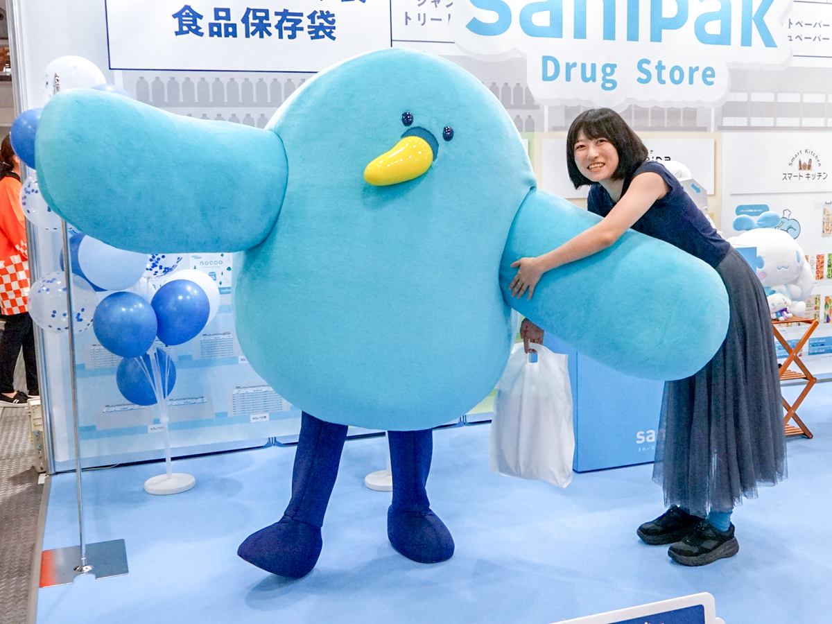 サニパックがJAPANドラッグストアショーに出展！公式キャラクター「かもめのサニー」も登場