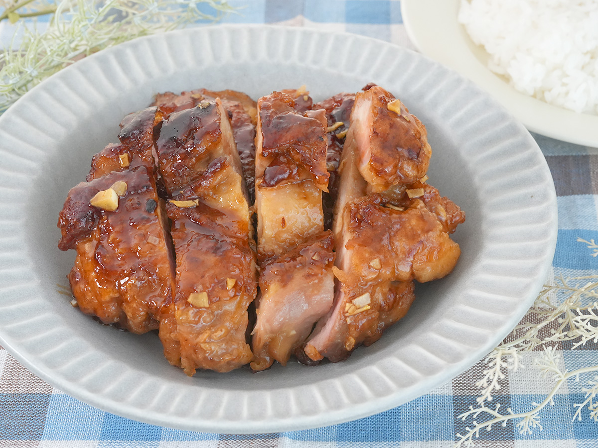 ポリ袋で下味ラクラク！サクサク食感で食べ応え抜群！「ガリバタチキン」ポリ袋レシピ