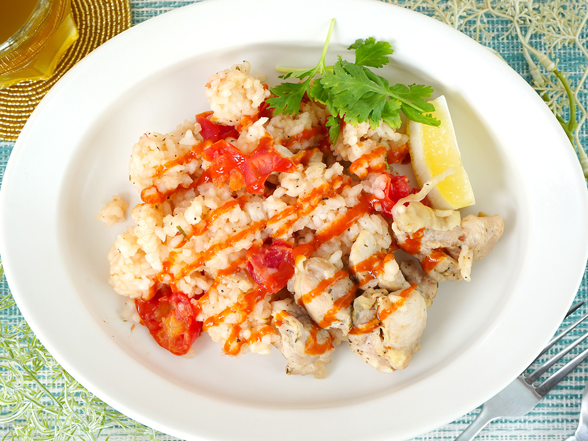 盛りつけるシーン