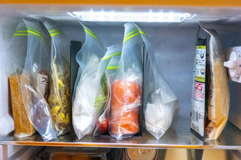 節電するなら詰め込みNG？ポリ袋を使った冷蔵庫収納術