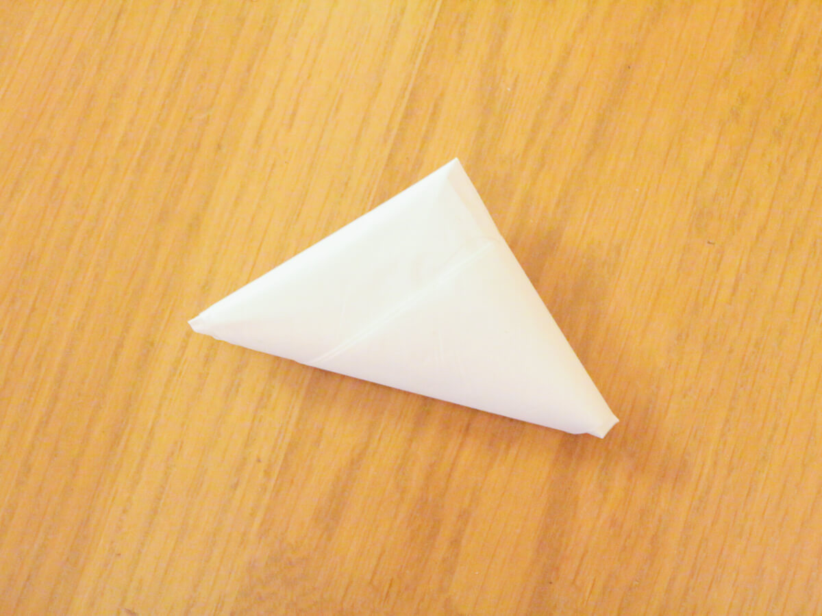 三角折りのレジ袋：ステップ7