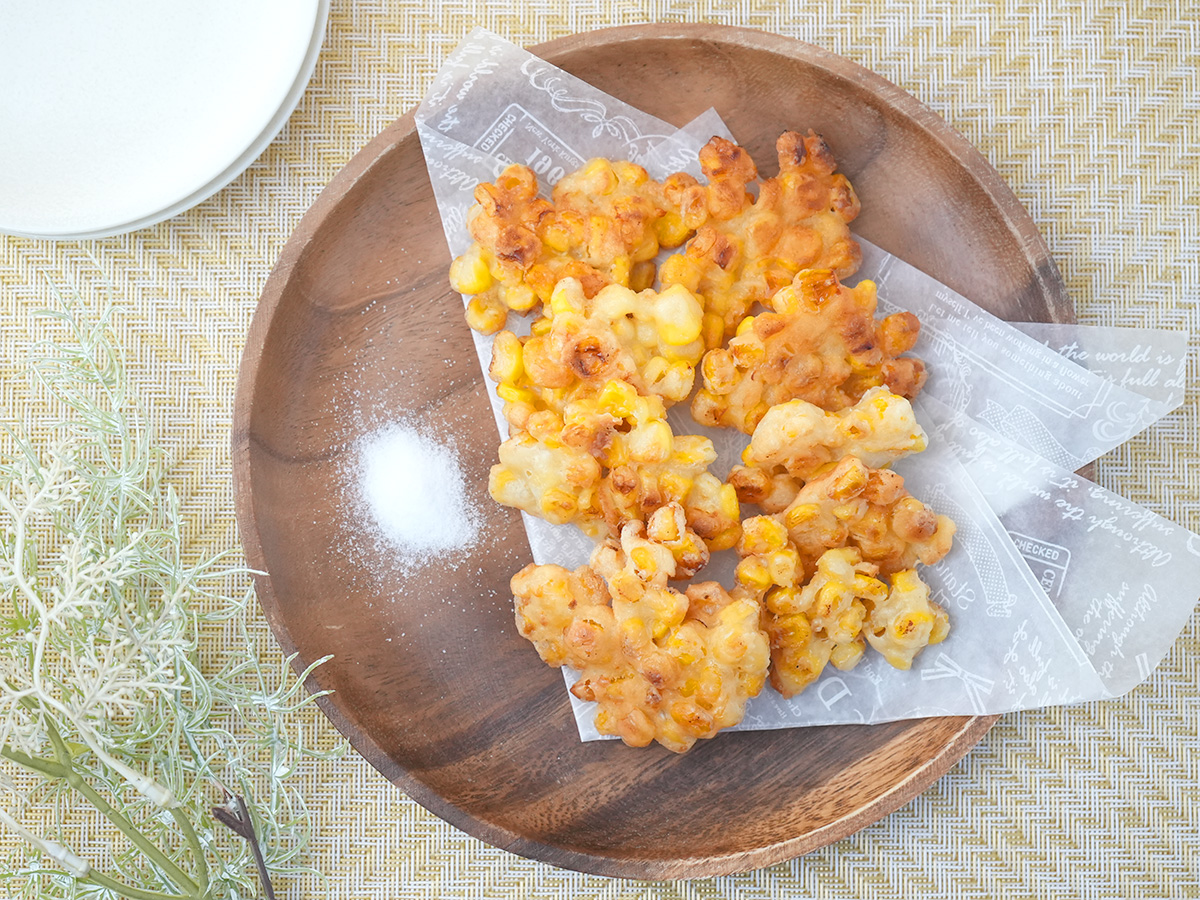 盛りつけるシーン