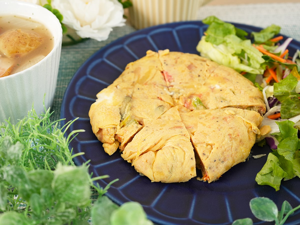 ポリ袋で簡単にきれいな形に！初夏の野菜を使った「キッシュ」ポリ袋レシピ