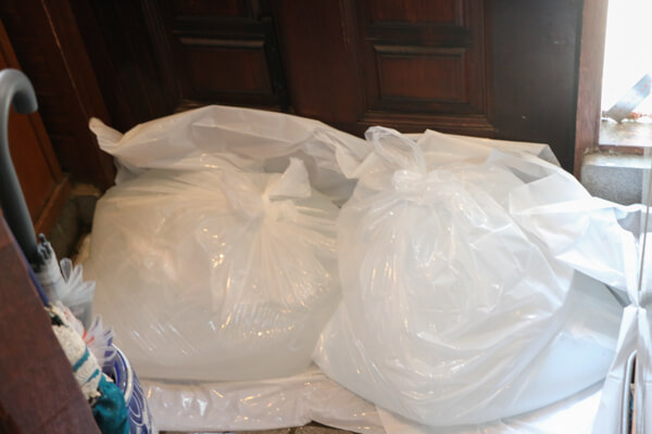 室内側に設置する